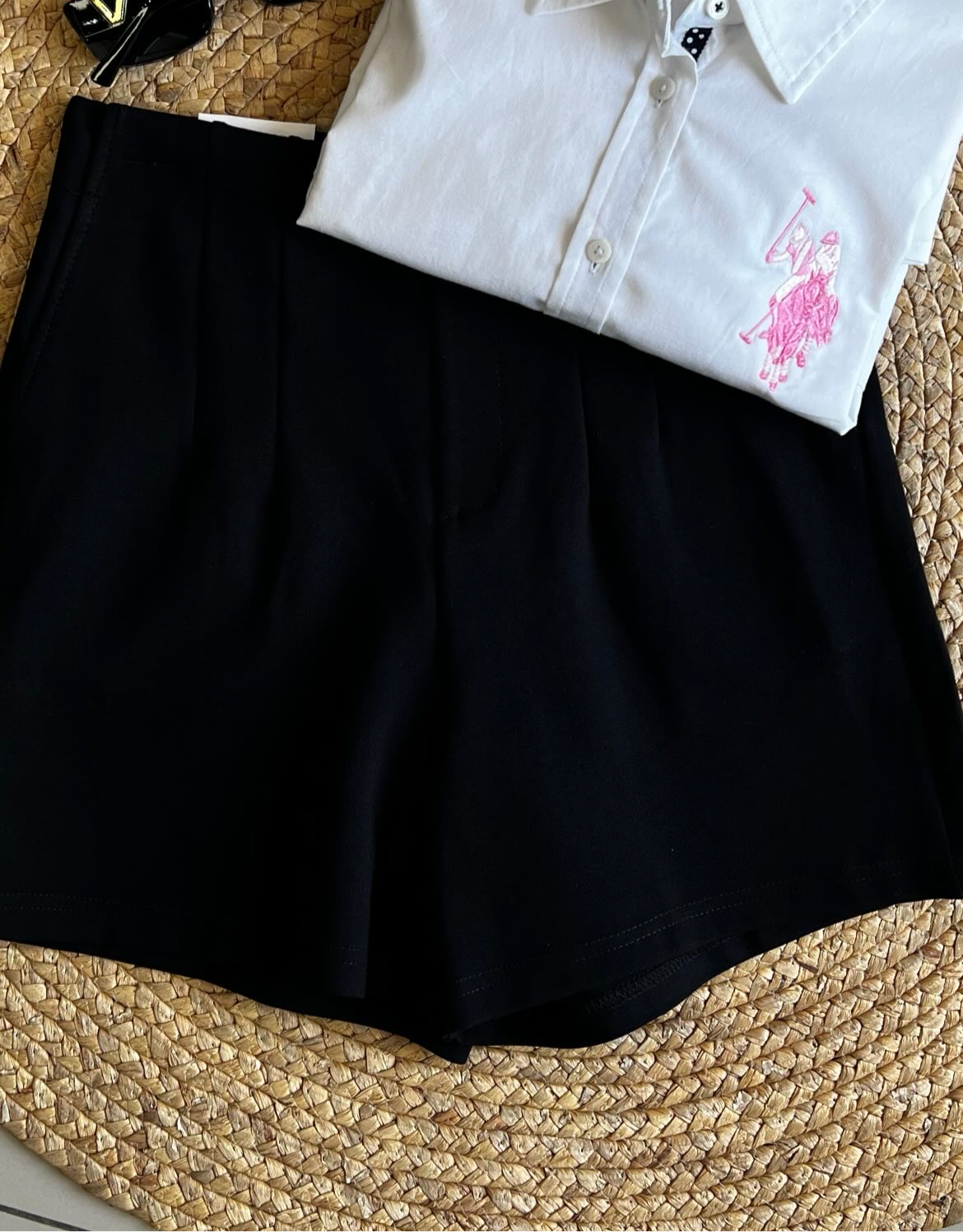 Short de pinza cintura alta negro