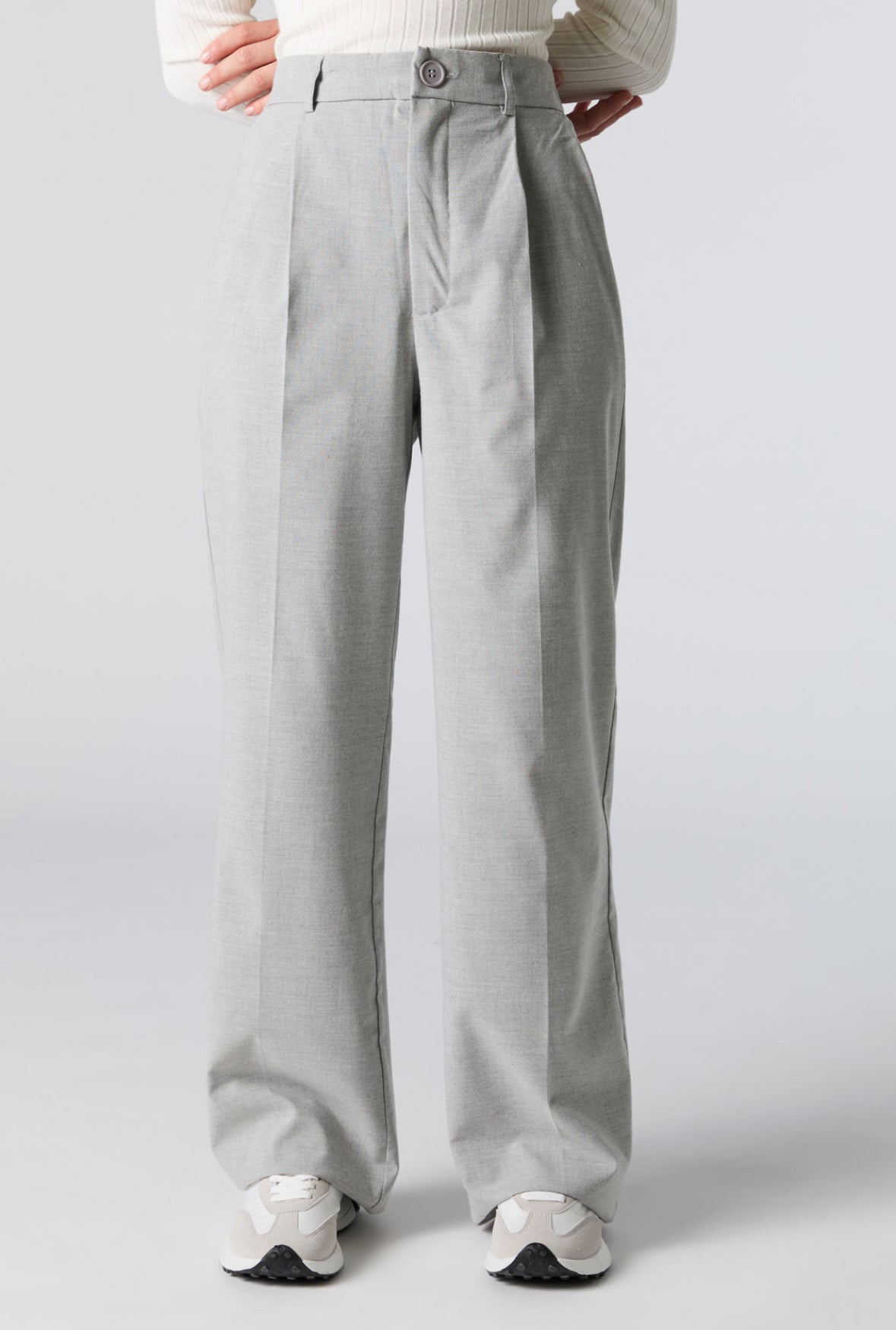 Pantalón de tela formar gris