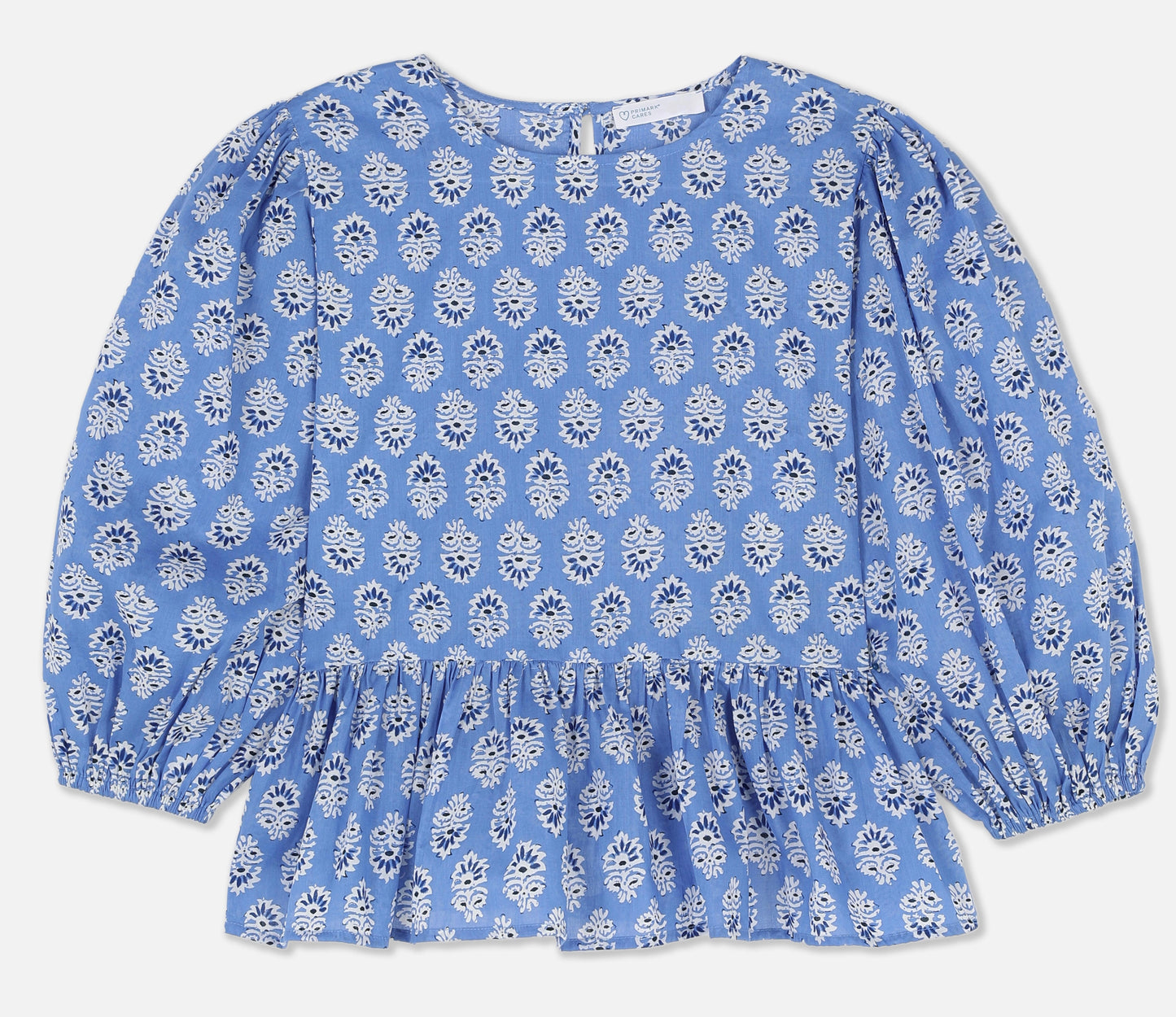 Blusa azul con estampado