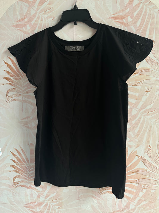 Blusa negra tela camiseta con mangas