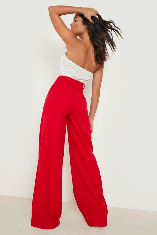 Pantalon de pierna ancha con boton